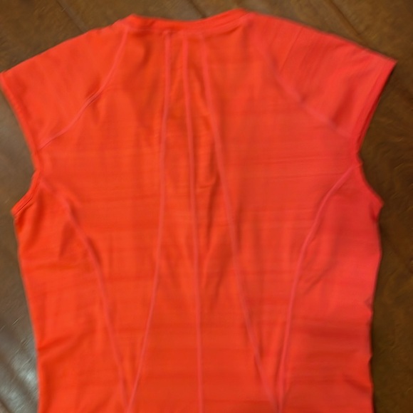 Athleta sz M bright coral colored cap sleeve athletic top - Picture 6 of 6